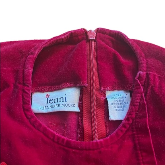 Red velvet dress with bows - Picture 2 of 3